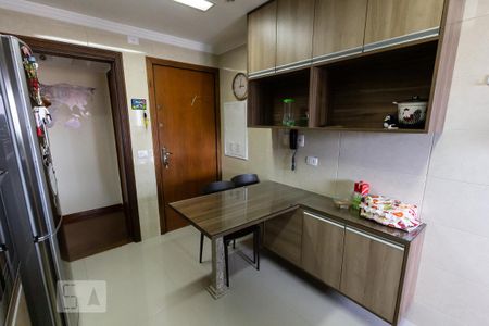 Apartamento para alugar com 120m², 3 quartos e 2 vagas Apartamento para alugar com 120m², 3 quartos e 2 vagasCozinha