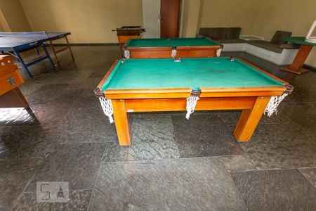 Apartamento para alugar com 120m², 3 quartos e 2 vagas Apartamento para alugar com 120m², 3 quartos e 2 vagasÁrea Comum Salão de Jogos