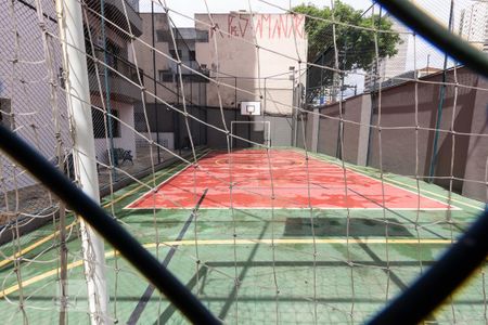 Apartamento para alugar com 120m², 3 quartos e 2 vagas Apartamento para alugar com 120m², 3 quartos e 2 vagasÁrea Comum Quadra Esportiva
