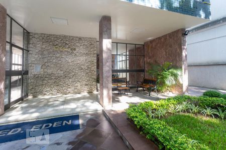 Apartamento para alugar com 217m², 4 quartos e 1 vaga Apartamento para alugar com 217m², 4 quartos e 1 vagaFachada