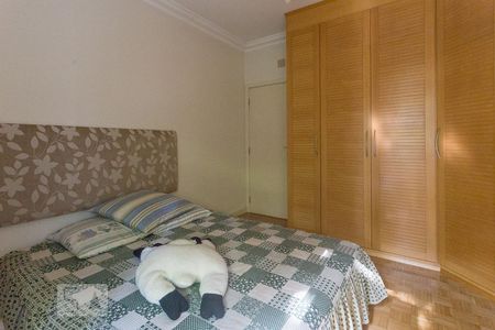 Quarto 2 de apartamento para alugar com 4 quartos, 217m² em Bom Fim, Porto Alegre