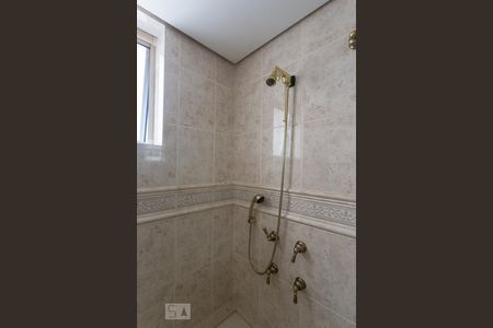 Banheiro da suíte de apartamento para alugar com 4 quartos, 217m² em Bom Fim, Porto Alegre