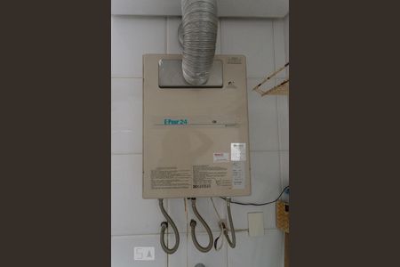 Apartamento para alugar com 217m², 4 quartos e 1 vaga Apartamento para alugar com 217m², 4 quartos e 1 vagaÁrea de serviço