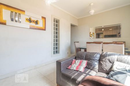 Sala de apartamento à venda com 3 quartos, 70m² em Nova Floresta, Belo Horizonte