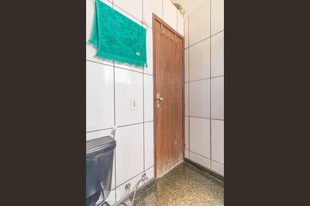 Banheiro de apartamento à venda com 3 quartos, 70m² em Nova Floresta, Belo Horizonte