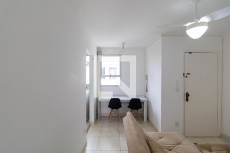 Salas de apartamento para alugar com 1 quarto, 40m² em Vila Itapura, Campinas