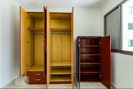 Suíte de apartamento para alugar com 1 quarto, 40m² em Vila Itapura, Campinas