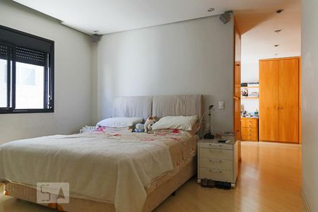 Apartamento à venda com 260m², 2 quartos e 3 vagas Apartamento à venda com 260m², 2 quartos e 3 vagasQuarto 1