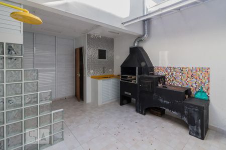 Casa à venda com 151m², 3 quartos e 1 vagaÁrea de Serviço / Quintal / Churrasqueira