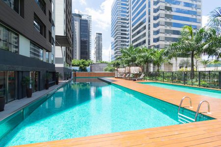 Apartamento à venda com 90m², 1 quarto e 2 vagasPiscina