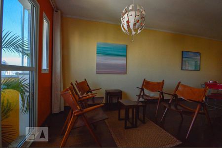 Sala de Estar de apartamento para alugar com 2 quartos, 150m² em Consolação, São Paulo