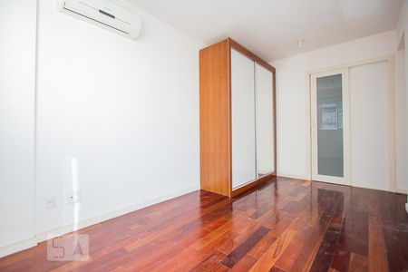 Suíte de apartamento para alugar com 2 quartos, 59m² em Botafogo, Rio de Janeiro