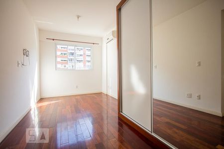 Suíte de apartamento para alugar com 2 quartos, 59m² em Botafogo, Rio de Janeiro
