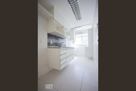 Apartamento para alugar com 59m², 2 quartos e 1 vaga Apartamento para alugar com 59m², 2 quartos e 1 vagaCozinha