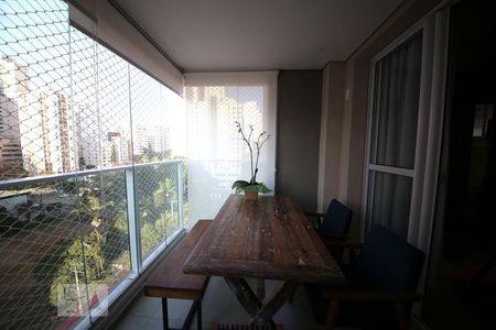 Varanda de kitnet/studio para alugar com 1 quarto, 42m² em Brooklin Paulista, São Paulo