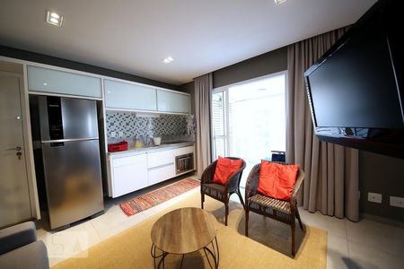 Sala de kitnet/studio para alugar com 1 quarto, 42m² em Brooklin Paulista, São Paulo