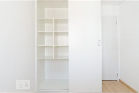 Apartamento à venda com 64m², 2 quartos e 1 vagaQuarto