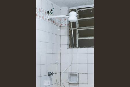 Banheiro de kitnet/studio para alugar com 1 quarto, 40m² em Bela Vista, São Paulo