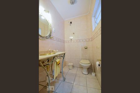 Casa à venda com 106m², 3 quartos e 2 vagas Casa à venda com 106m², 3 quartos e 2 vagasBanheiro Social