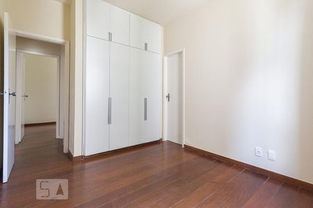 Suíte de apartamento para alugar com 2 quartos, 75m² em Sion, Belo Horizonte