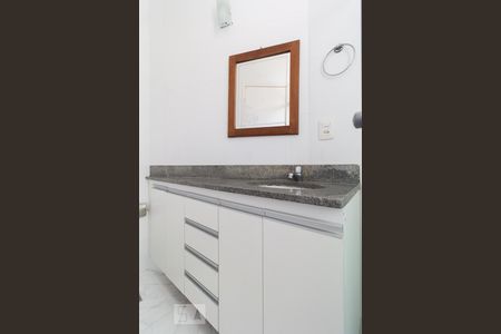 Banheiro suíte de apartamento para alugar com 2 quartos, 75m² em Sion, Belo Horizonte