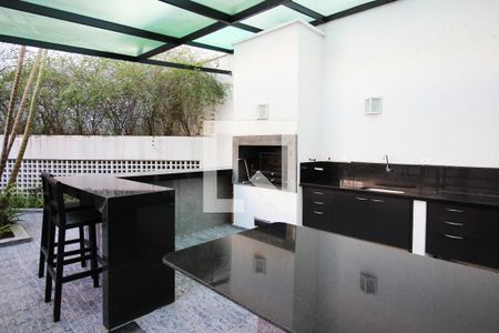 Apartamento para alugar com 115m², 2 quartos e 2 vagas Apartamento para alugar com 115m², 2 quartos e 2 vagasÁrea comum - Churrasqueira