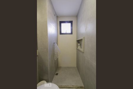 Banheiro de kitnet/studio para alugar com 1 quarto, 35m² em Jardim Paulista, São Paulo