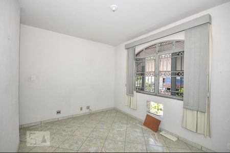 Apartamento à venda com 109m², 2 quartos e 1 vagaSuíte