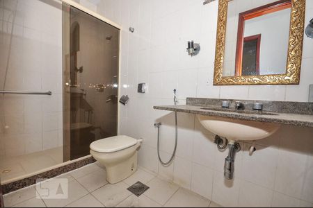 Apartamento à venda com 109m², 2 quartos e 1 vagaBanheiro Social