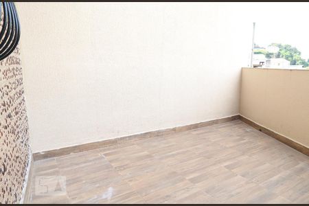 Varanda da sala de casa para alugar com 1 quarto, 70m² em Parque Vitória, São Paulo