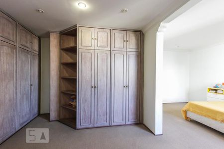 Apartamento à venda com 215m², 2 quartos e 4 vagassuíte 2