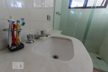 Apartamento à venda com 215m², 2 quartos e 4 vagasbanheiro suíte 1