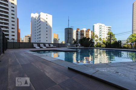 Apartamento à venda com 215m², 2 quartos e 4 vagaspiscina