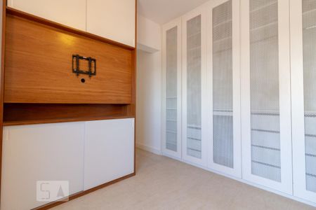 Apartamento para alugar com 74m², 2 quartos e 2 vagasSuíte