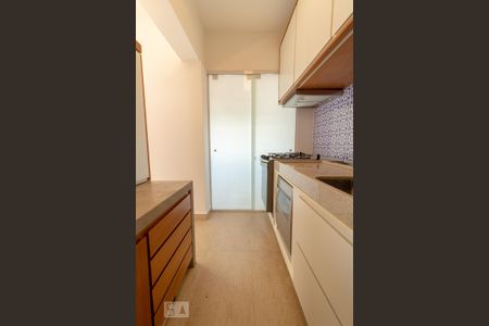 Apartamento para alugar com 74m², 2 quartos e 2 vagasCozinha