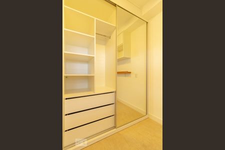 Apartamento para alugar com 74m², 2 quartos e 2 vagasDormitório