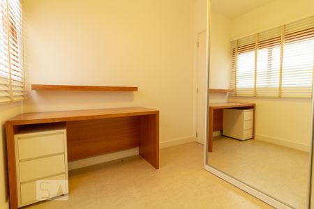 Apartamento para alugar com 74m², 2 quartos e 2 vagasDormitório