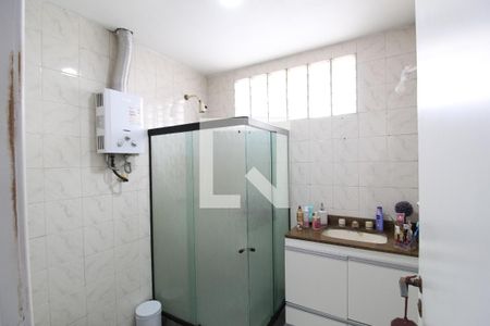 Casa à venda com 262m², 4 quartos e 2 vagasBanheiro Social