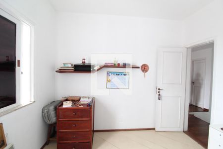 Casa à venda com 262m², 4 quartos e 2 vagasQuarto 2