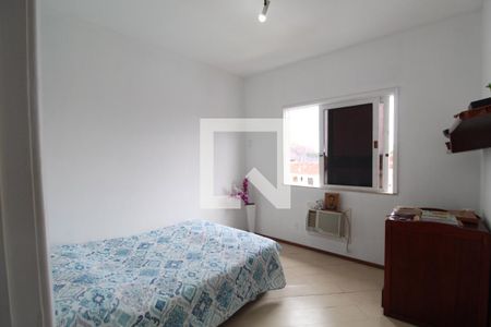 Casa à venda com 262m², 4 quartos e 2 vagasQuarto 2