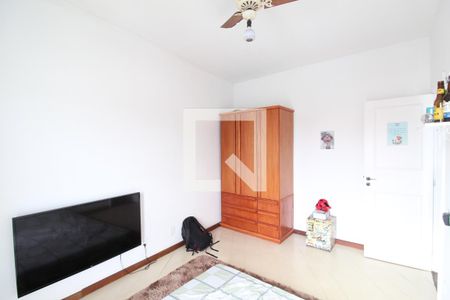 Casa à venda com 262m², 4 quartos e 2 vagasQuarto 3
