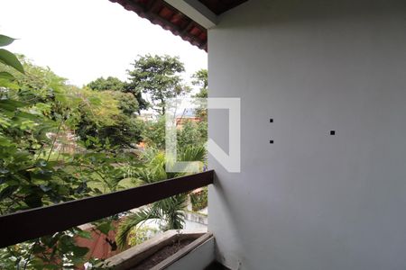 Casa à venda com 262m², 4 quartos e 2 vagasQuarto 4 - varanda
