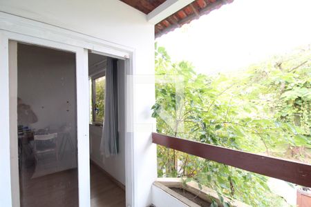 Casa à venda com 262m², 4 quartos e 2 vagasQuarto 4 - varanda
