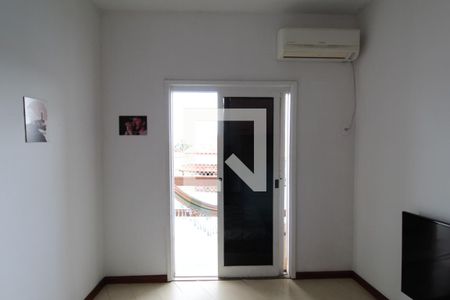 Casa à venda com 262m², 4 quartos e 2 vagasQuarto 3