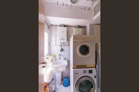 Apartamento à venda com 100m², 3 quartos e 2 vagasÁrea de serviço