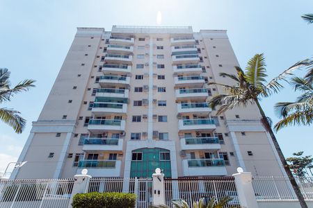 Apartamento à venda com 100m², 3 quartos e 2 vagasFachada