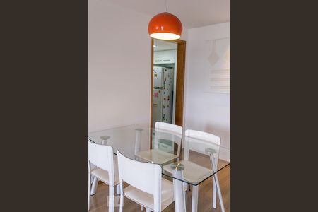 Apartamento à venda com 100m², 3 quartos e 2 vagasDetalhe