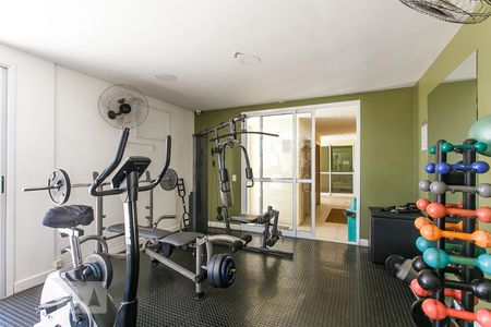 Apartamento à venda com 100m², 3 quartos e 2 vagasAcademia