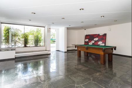 Apartamento à venda com 140m², 4 quartos e 2 vagasSalão de Jogos