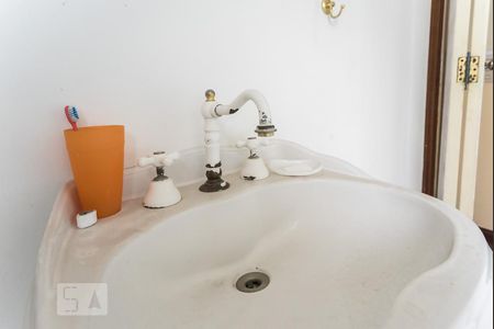 Apartamento à venda com 140m², 4 quartos e 2 vagasBanheiro da Suíte